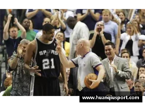 NBA裁判的作用与挑战：探索主裁判在比赛中的关键角色